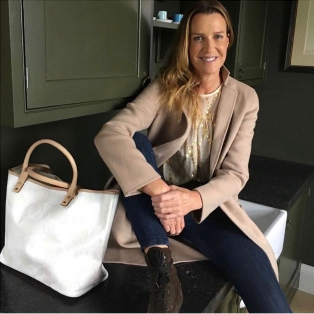 India Hicks Mayfair Beetle Tote Canvas Leather Tassel Charm Tan Cream - Picture 3 of 13
